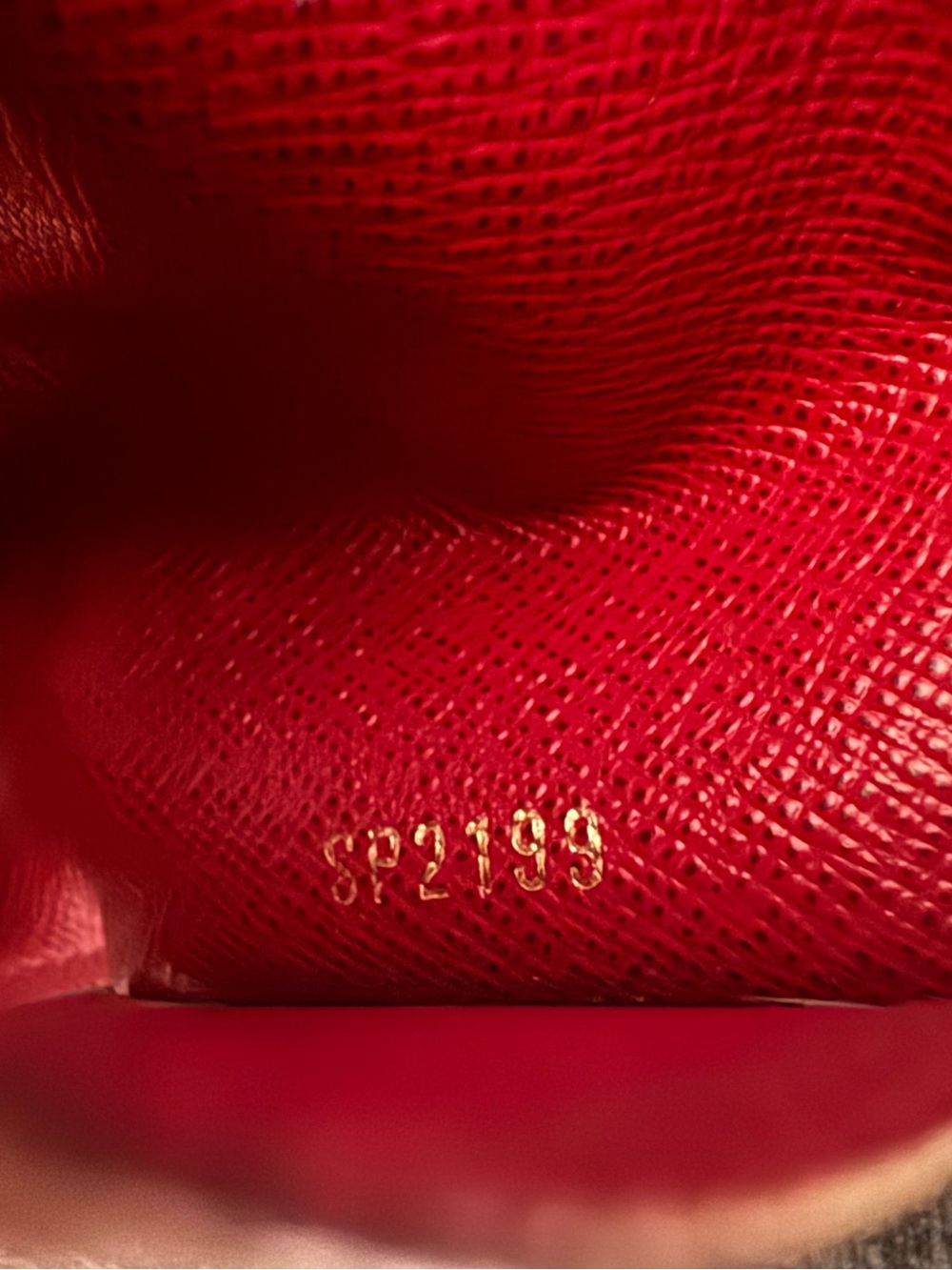 LOUIS VUITTON Monogram 6 Key Multicles Holder Fuchsia - Picture 16 of 16